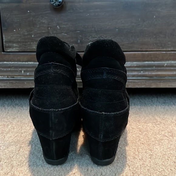 Limited by ASH - Picture 5 of 6